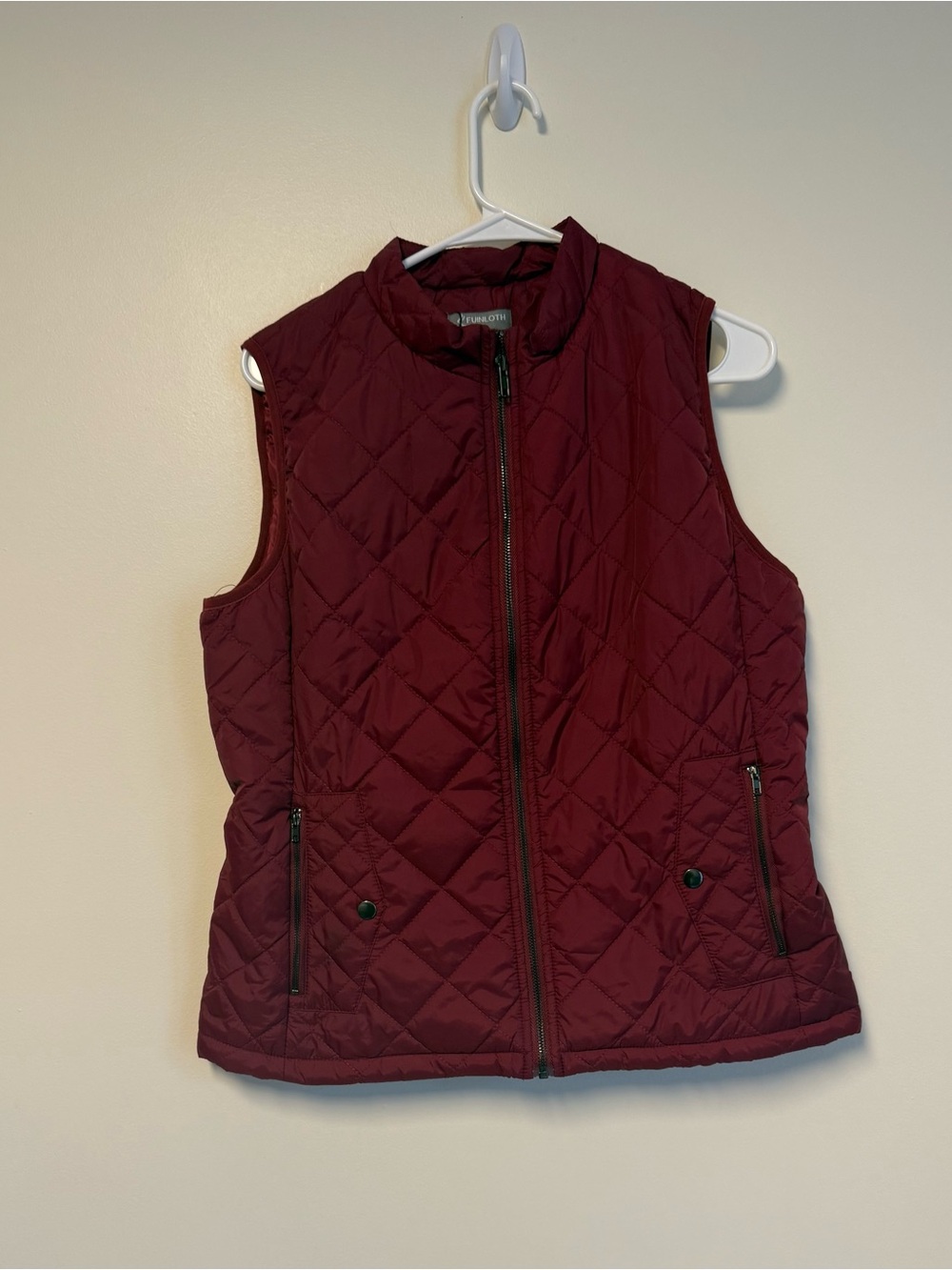 Quilted Wine Sleeveless Vest with Zip Front